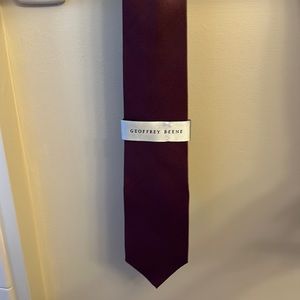 NWT 100% silk tie